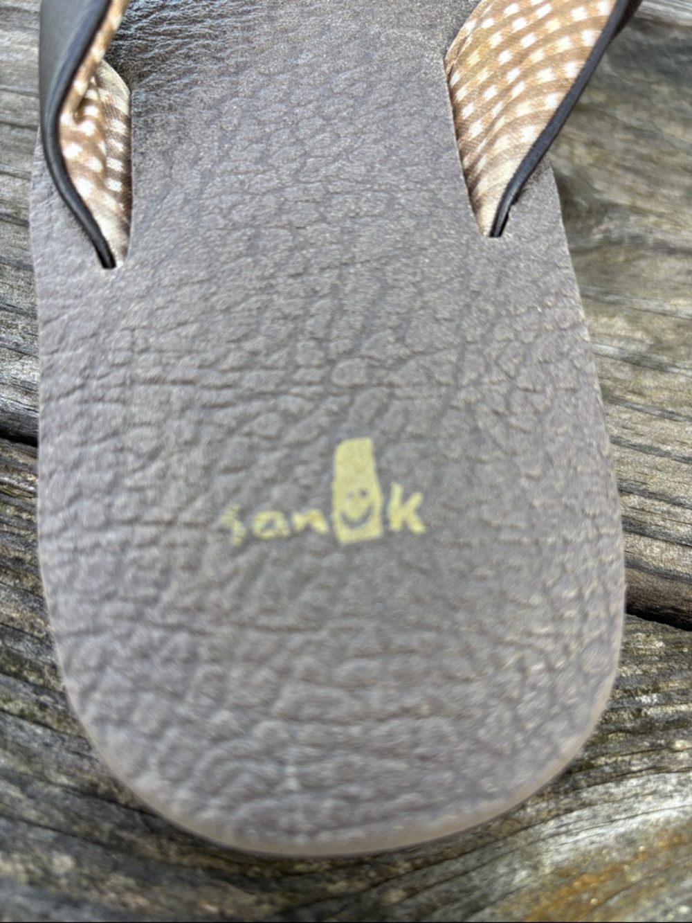 Sanuk Women’s Sz7 Brown yoga Mat Flip Flops with Poka-Dot Accent#314‎ - Picture 2 of 8